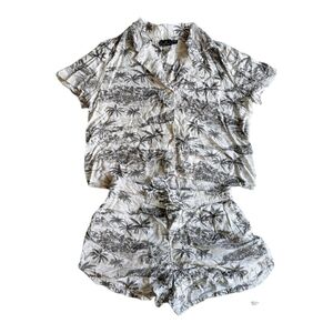 Volcom Two Piece Beach Bum Set Size Small Gray and Beige Tropical Pattern